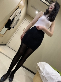 絲襪人妻現在報班中 小九 163cm-47kg-D-35歲 #新手入門喜歡熟女必選之一 自帶情趣服裝